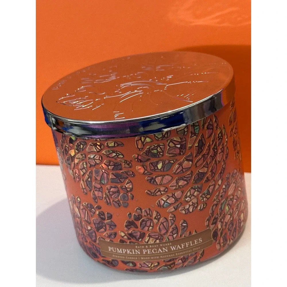 Bath & Body Works Pumpkin Pecan Waffles 3-Wick Scented Candle 14.5 oz Orange Jar